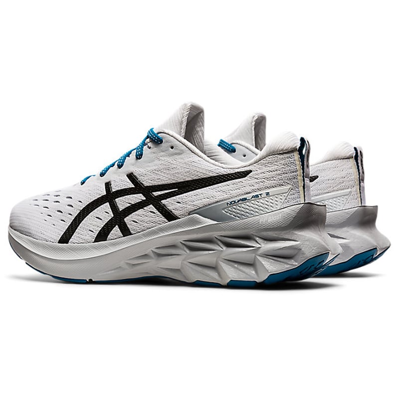 ASICS Novablast 2 1011B192-100 03