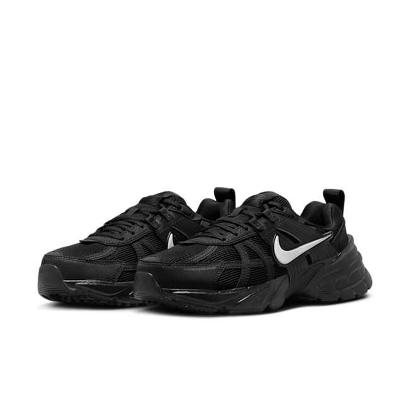 Nike V2K Run HQ1582-001 05