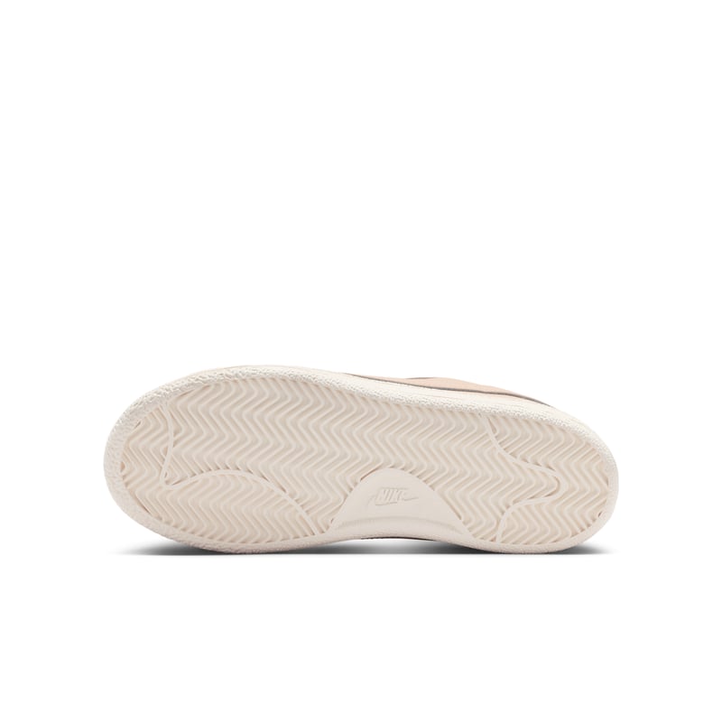 Nike Tennis Classic IV4307-100 02