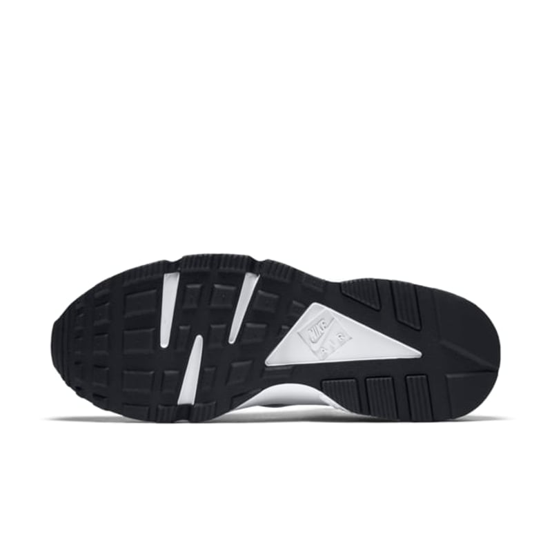 Nike Air Huarache AT5017-001 02