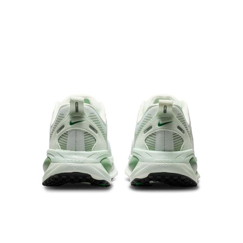 Nike Vomero 18 HM6804-300 06