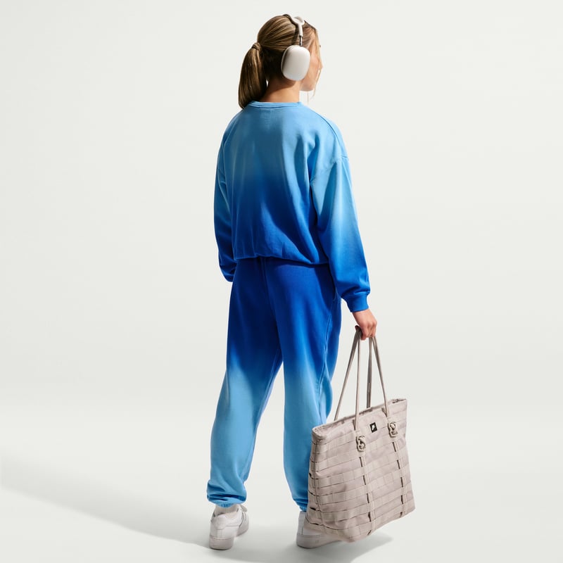 Nike Studio Fleece Lightweight Oversized Graphic Crew Genser "Football Blue & Game Royal" | Barn | | 04 | SPORTSHOWROOM