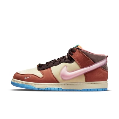 Nike Dunk Mid x Social Status DJ1173-700
