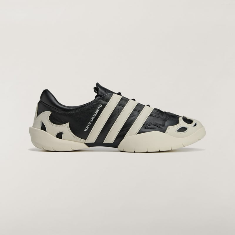 adidas Y-3 Regu 2002 JR3600 01