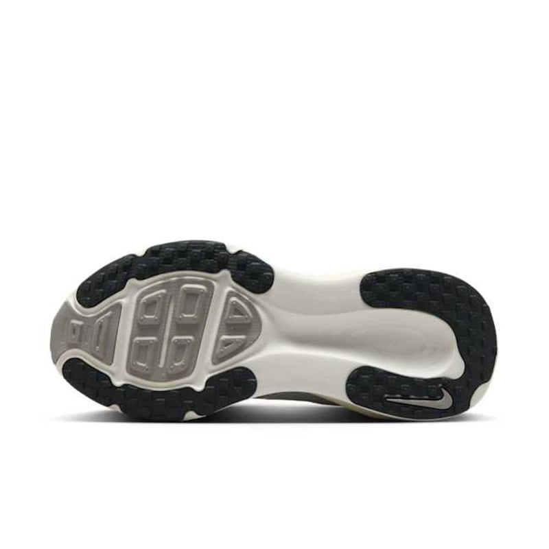 Nike Vomero 18 HM6804-101 02