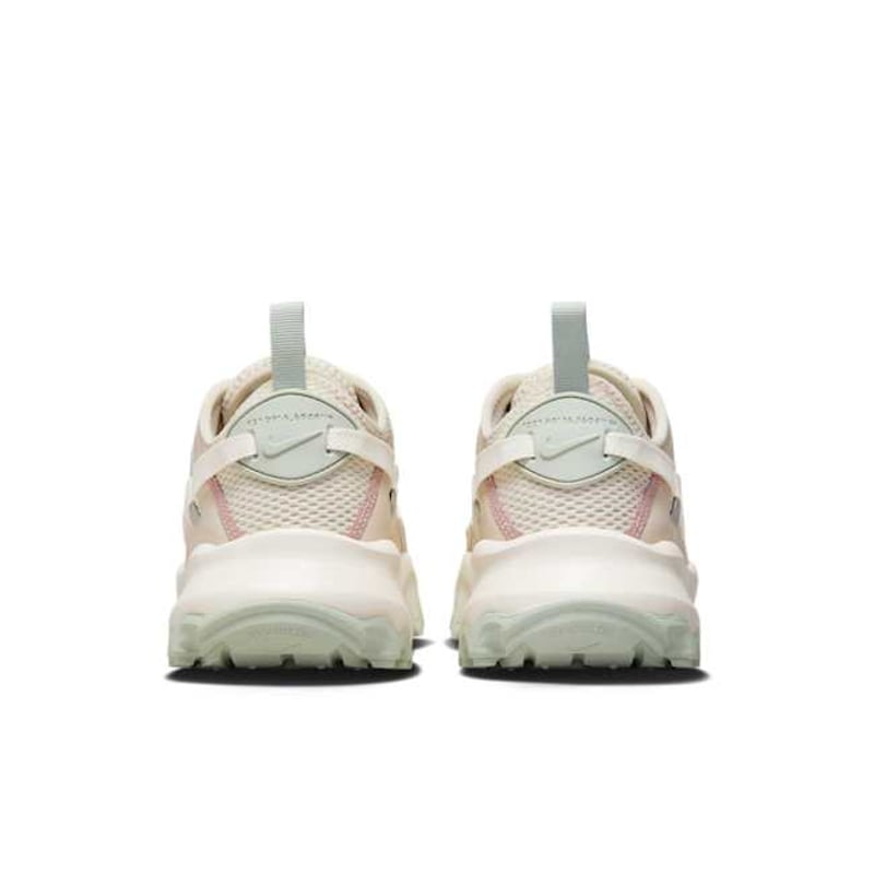 Nike TC 7900 DD9682-102 06