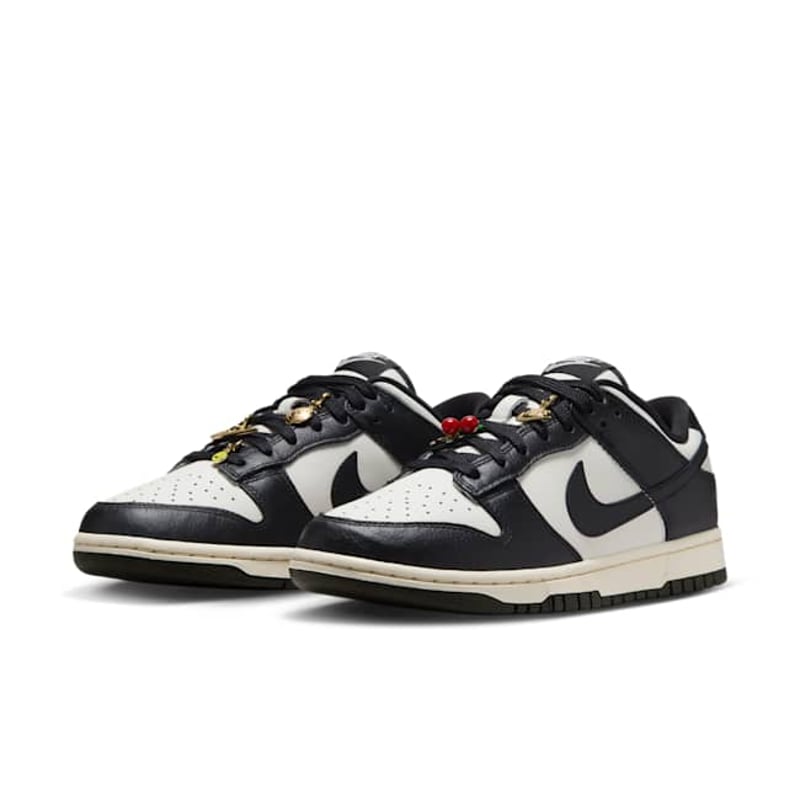 Nike Dunk Low SE ‘Cherry Charm Pack’ HQ7487-100 05