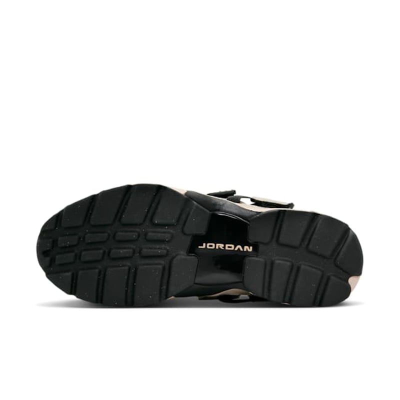 Jordan Trunner LX HQ2164-102 02