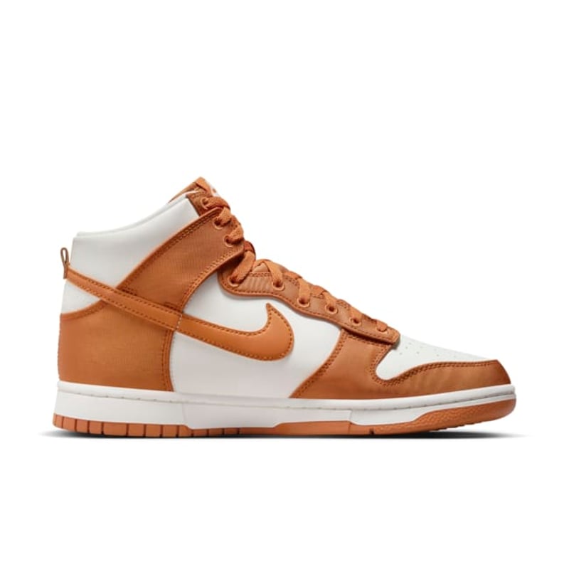 Nike Dunk High Retro SE DV7223-800 03