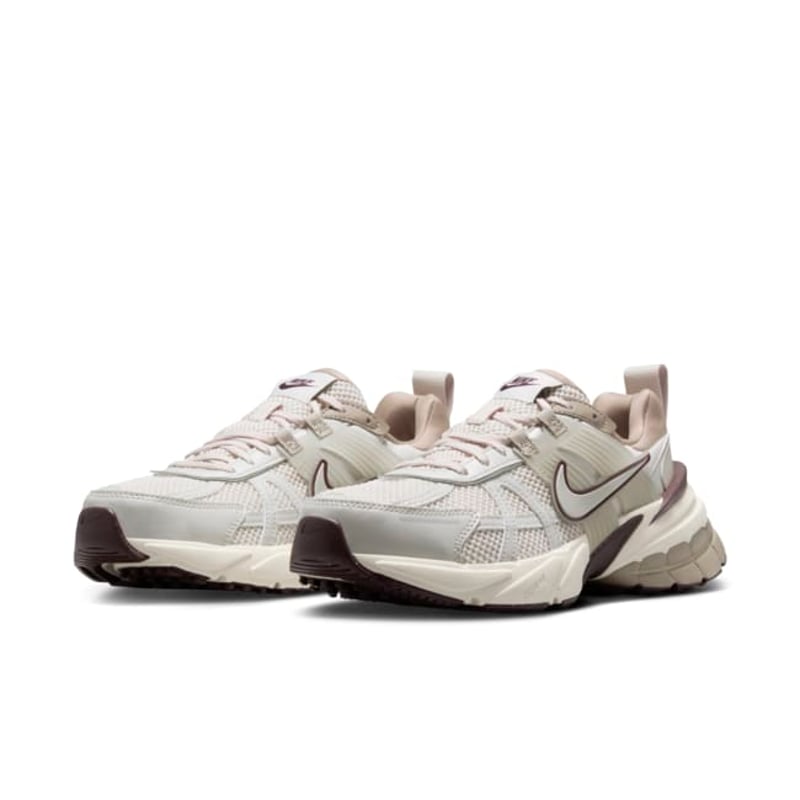 Nike V2K Run FD0736-103 06