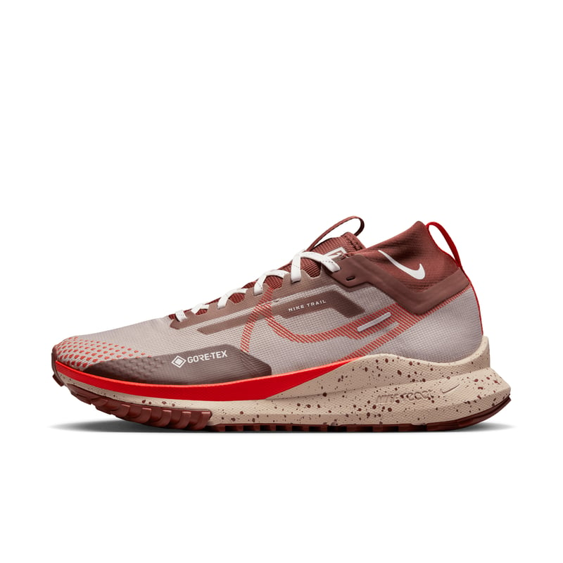 Nike Pegasus Trail 4 GORE-TEX "Diffused Taupe & Picante Red" | DJ7926-200 |  SPORTSHOWROOM