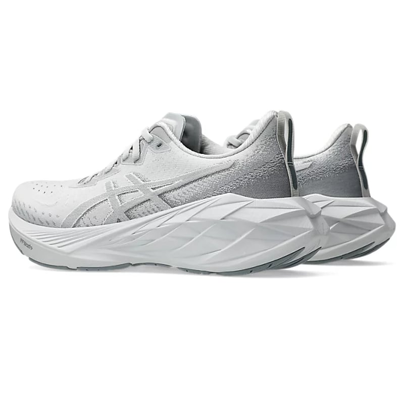 ASICS Novablast 4 1012B510-021 03