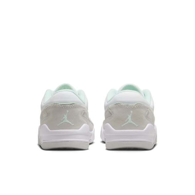 Jordan Flight Court FZ9854-105 06