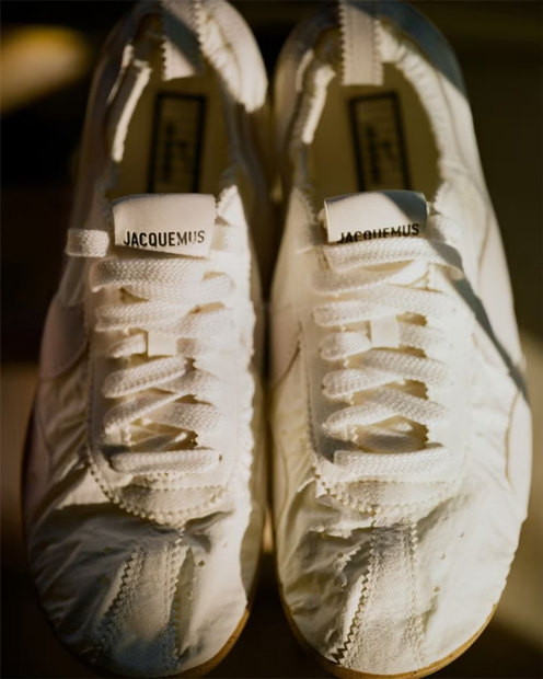 Sneakersy Nike Moon Shoe x Jacquemus "Soft Pearl" | Kobiety | Sportstyle | 01 | SPORTSHOWROOM