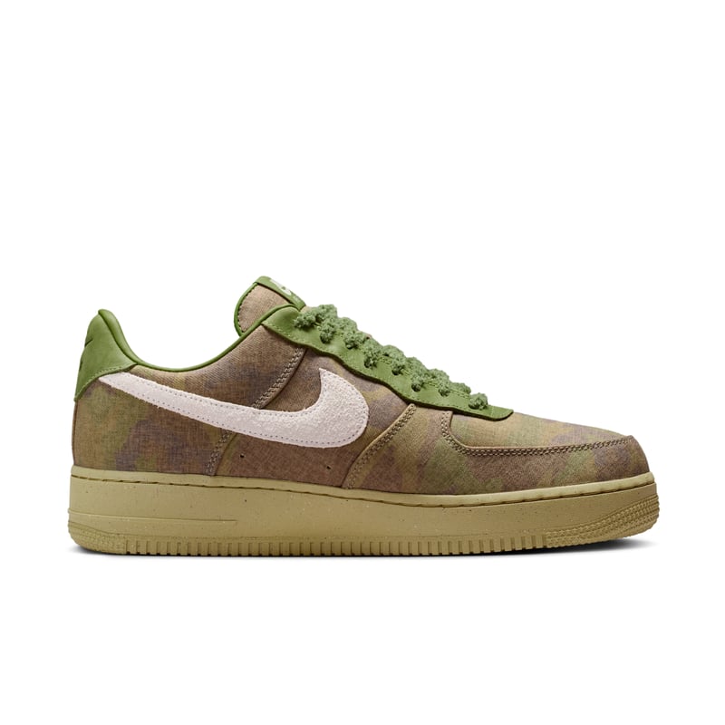 Nike Air Force 1 Low trainers "Wheatgrass" | Men | SportStyle | 02 | SPORTSHOWROOM