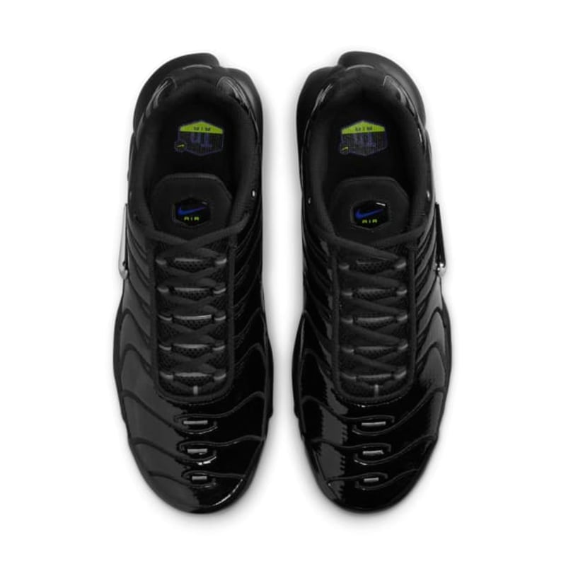 Nike Air Max Plus FJ2591-001 04