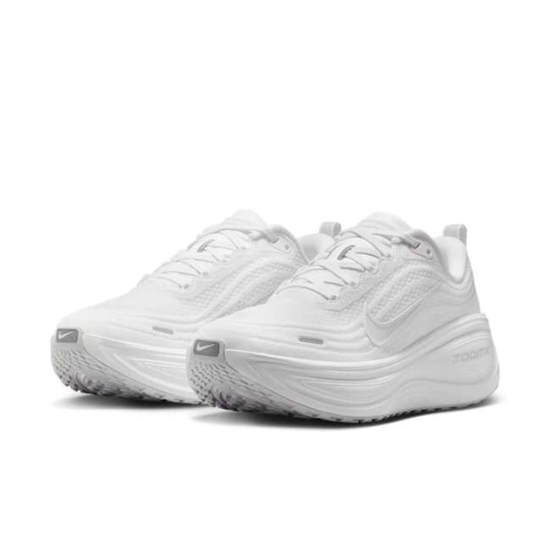 Nike Vomero Plus HV8154-102 05