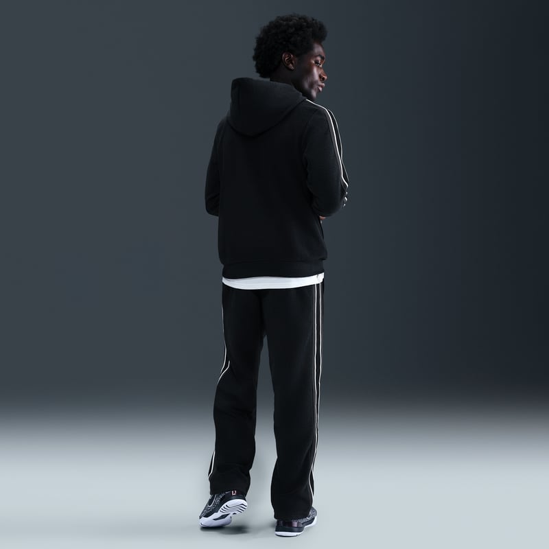 Nike LeBron Standard Issue Therma-FIT Pullover Huvtroja "Black & Sail" | Män | Basket | 05 | SPORTSHOWROOM