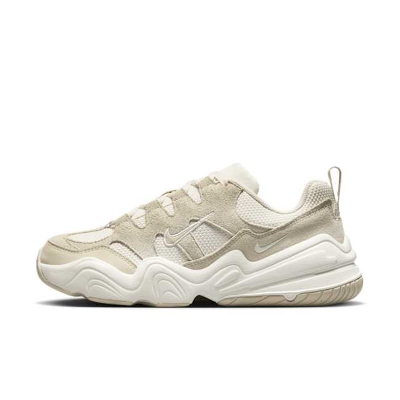 Nike Tech Hera DR9761-002 01