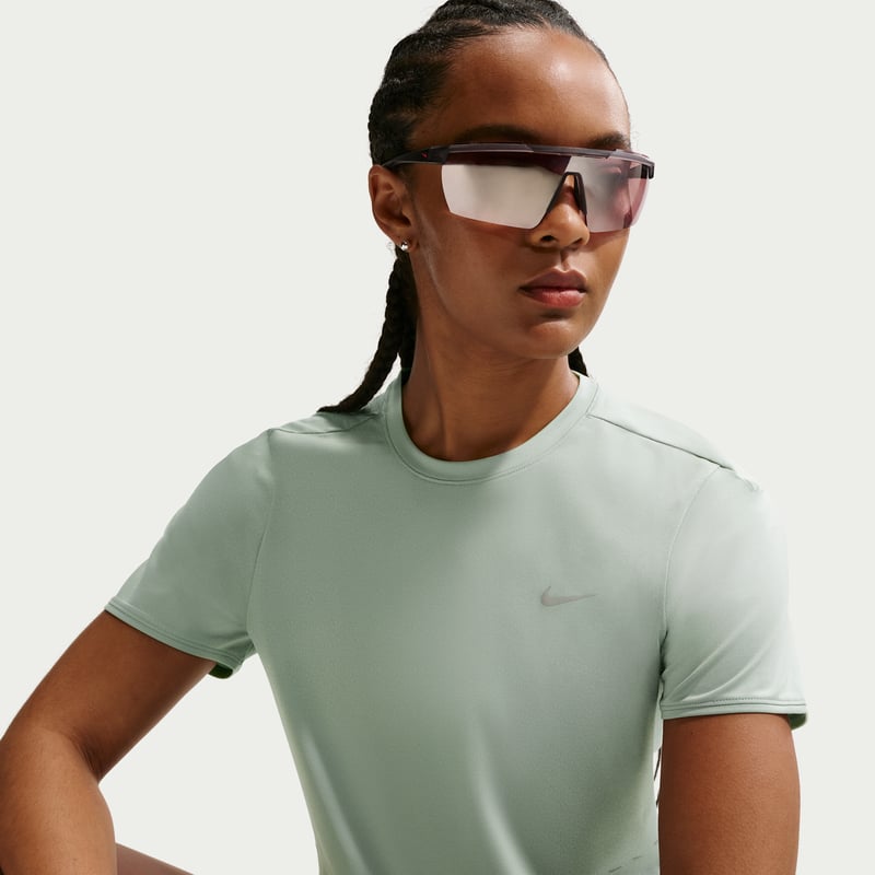 Nike Swift Dri-FIT HM9698-006 01