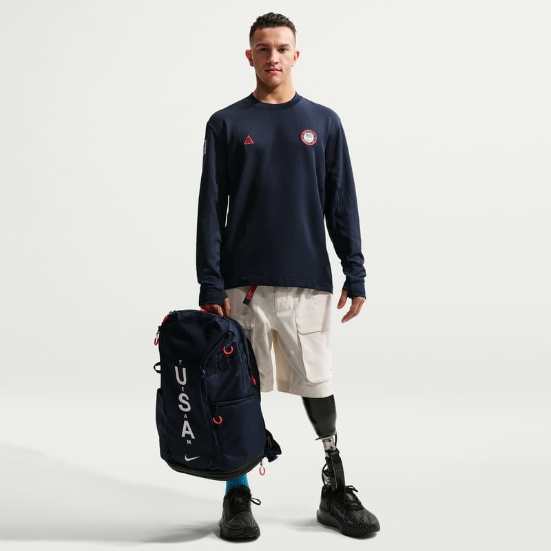 Nike ACG x United States Paralympic Team Dri-FIT ADV Topp "Obsidian & Chile Red" | Herre | | 04 | SPORTSHOWROOM