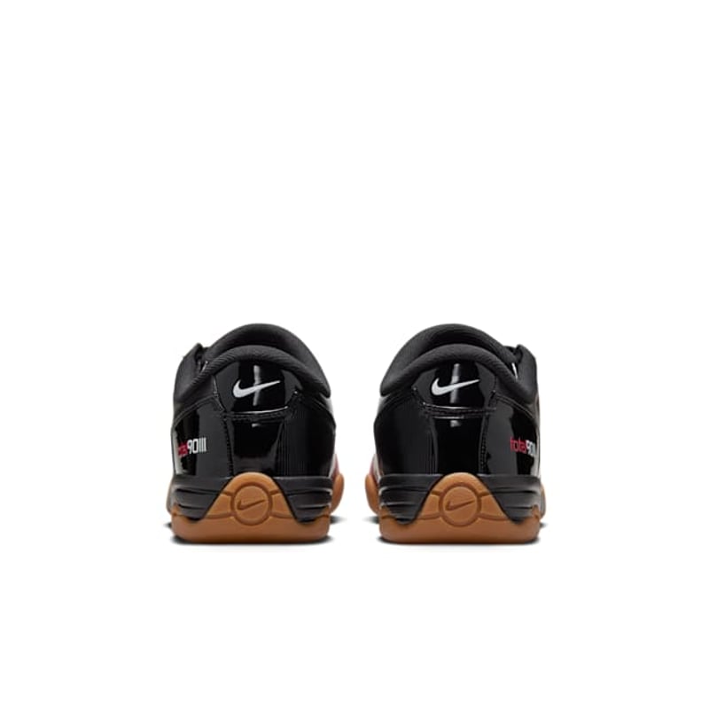 Nike Total 90 III IH2230-001 06