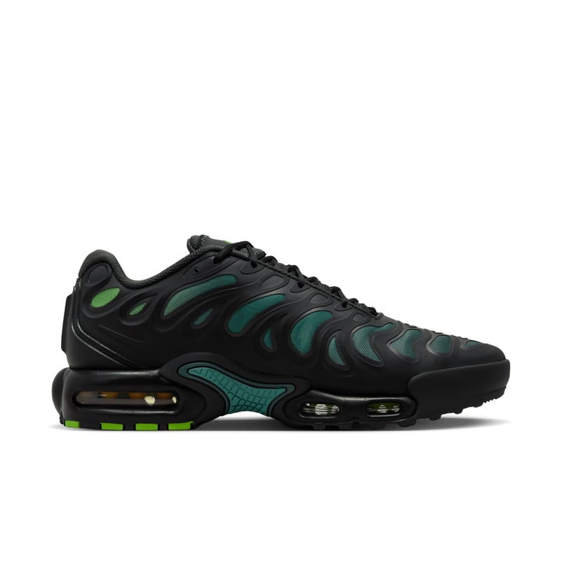 Nike Air Max Plus Drift FD4290-006 03