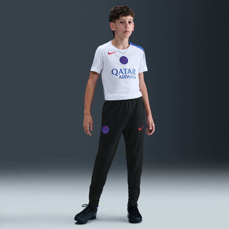 Nike Paris Saint-Germain Strike Third Nike Dri-FIT Total 90 HM4169-010 01