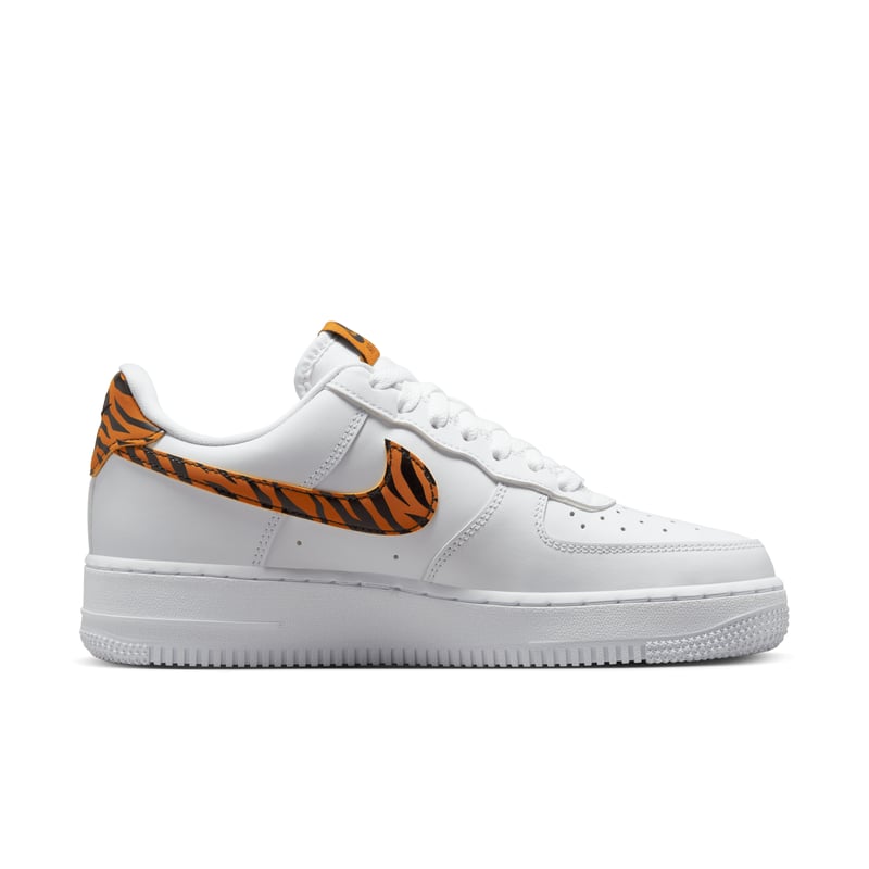 Nike Air Force 1 '07 DD8959-108 03