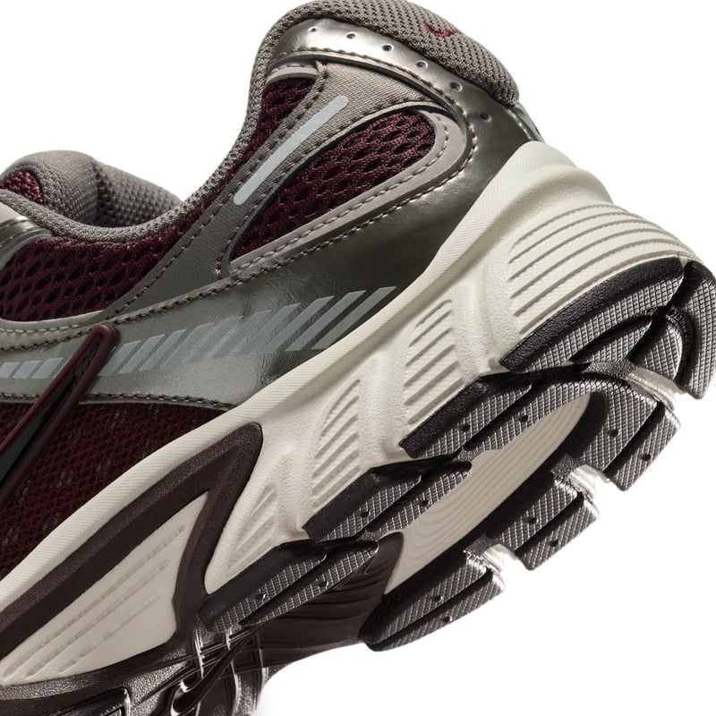 Nike V5 RNR HQ7901-602 08