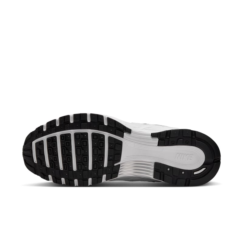 Sapatilhas Nike P-6000 "White & Metallic Silver" | Homem | Estilo desportivo | 02 | SPORTSHOWROOM