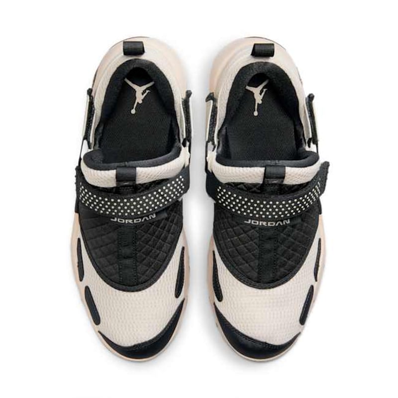 Jordan Trunner LX HQ2164-102 04