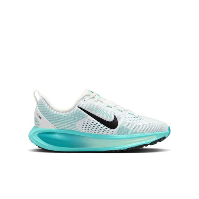 Nike Vomero 18 HQ2157-103 03