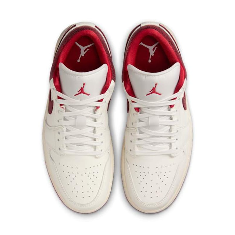 Jordan 1 Low HJ9338-106 04