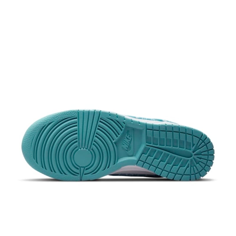 Nike Dunk Low DH4401-101 02