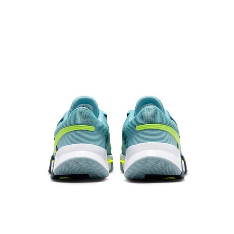 Nike GP Challenge 1 FJ1813-401 06