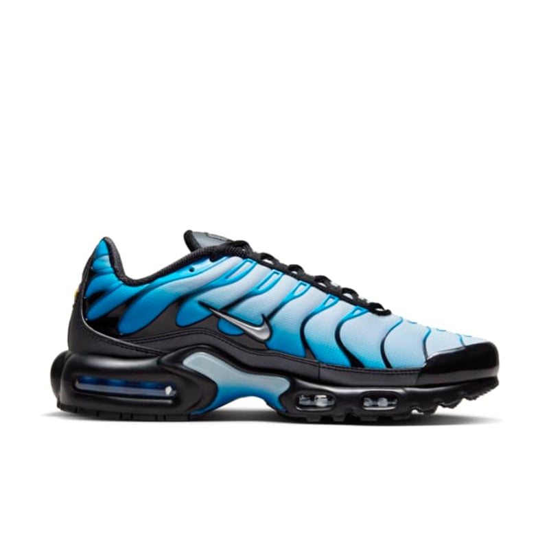 Nike Air Max Plus FQ0204-010 03