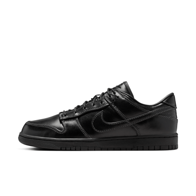Nike Dunk Low Retro Premium sneakers "Triple Black" | Heren | Sportstyle | 01 | SPORTSHOWROOM