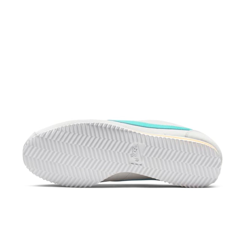 Nike Classic Cortez Leather 807471-019 02