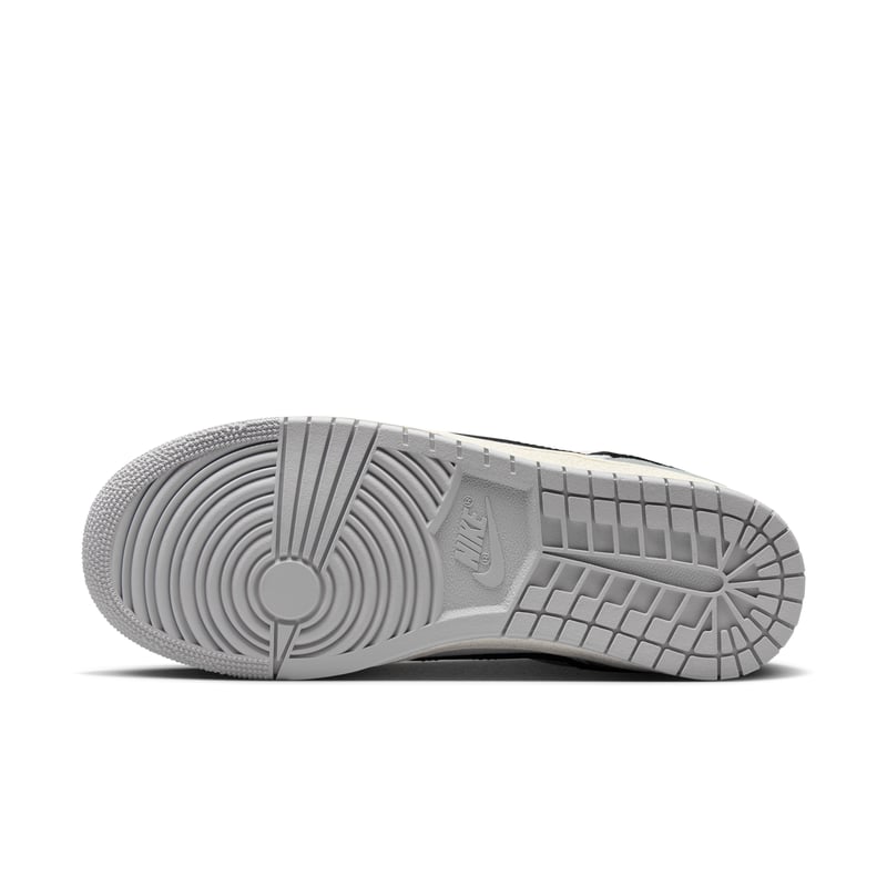 Jordan Skyline Low IQ0704-101 02