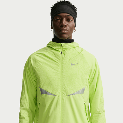Nike Stride Therma-FIT Repel Winterized Jacke "Light Lemon Twist & Light Smoke Grey" | Herren | Laufen | 01 | SPORTSHOWROOM