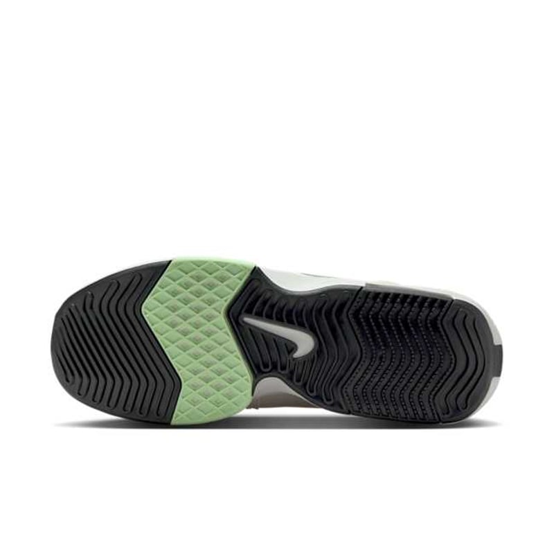 Nike LeBron Witness VIII HQ2139-002 02