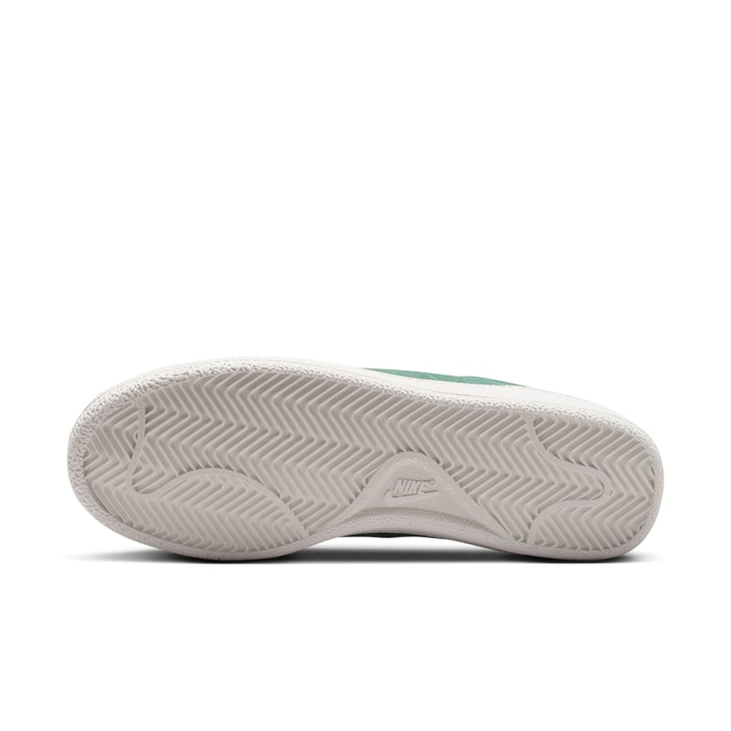 Nike Tennis Classic IQ7388-300 02