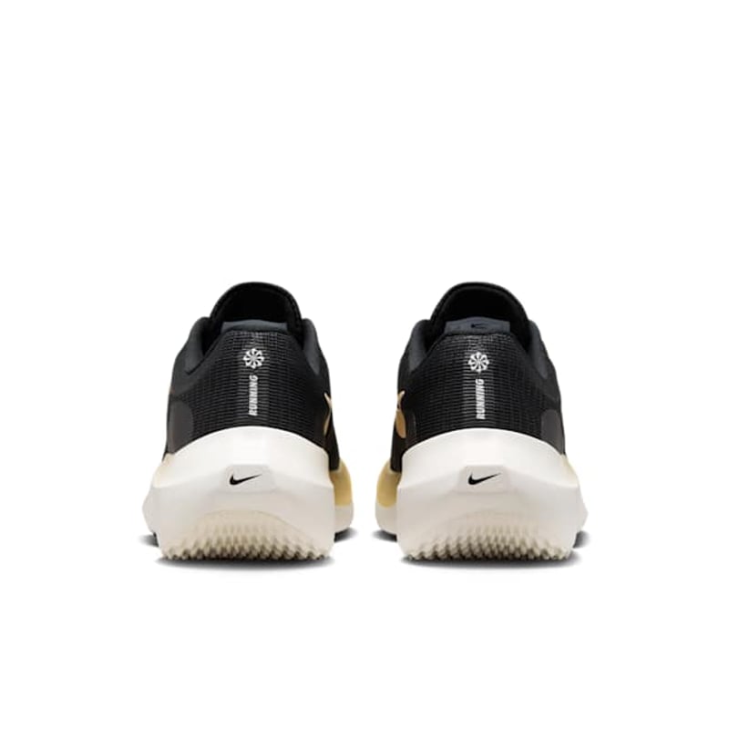 Nike Zoom Fly 5 DM8968-002 06