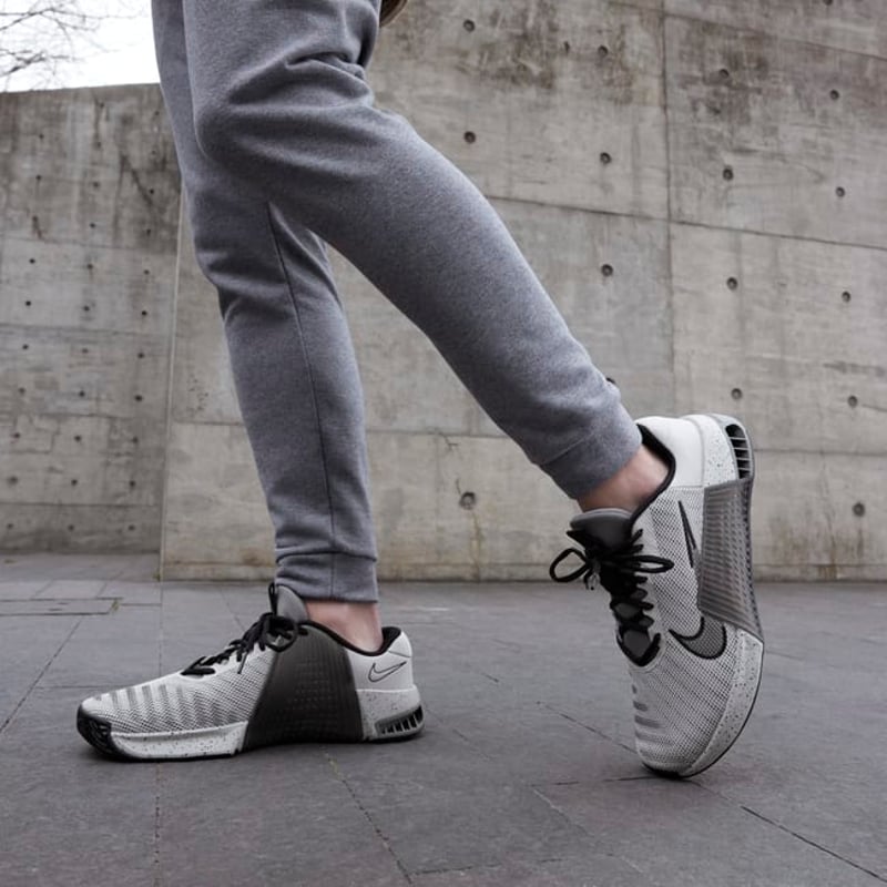 Nike Metcon 9 DZ2617-004 02