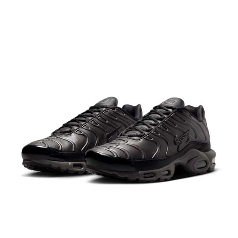 Nike Air Max Plus Premium HJ4519-200 05