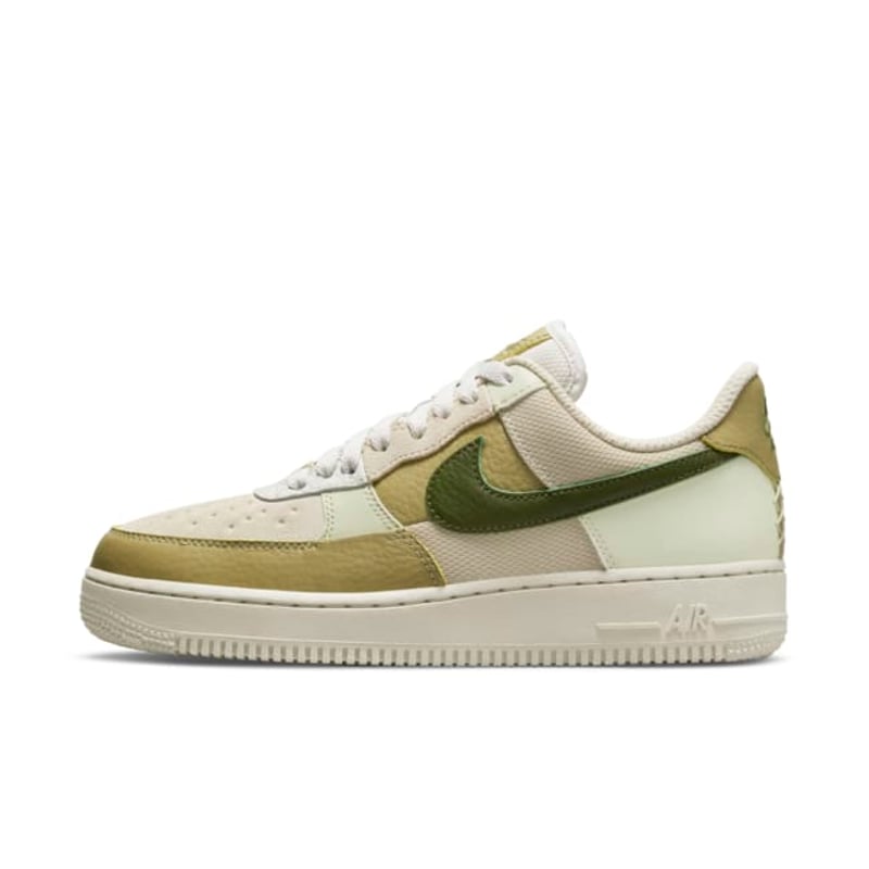 Nike Air Force 1 Low DO6717-001 01