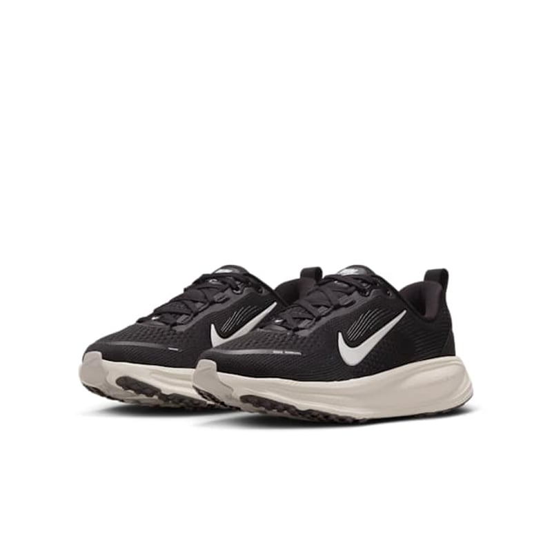 Nike Vomero 18 HQ2157-004 05