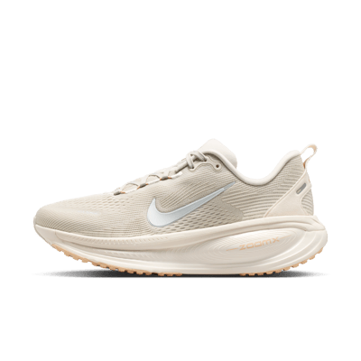 Nike Vomero 18 HM6804-012 01