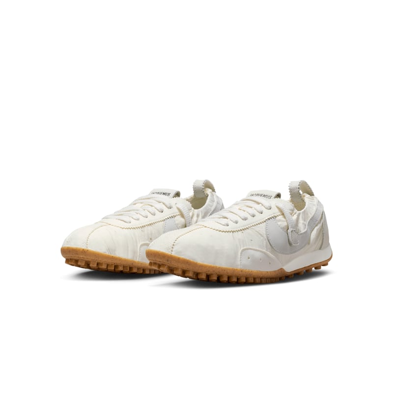 Sneakersy Nike Moon Shoe x Jacquemus "Soft Pearl" | Kobiety | Sportstyle | 06 | SPORTSHOWROOM